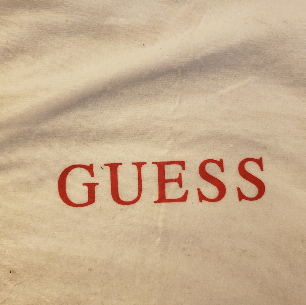 GUESS TOTE - Picture 9 of 9